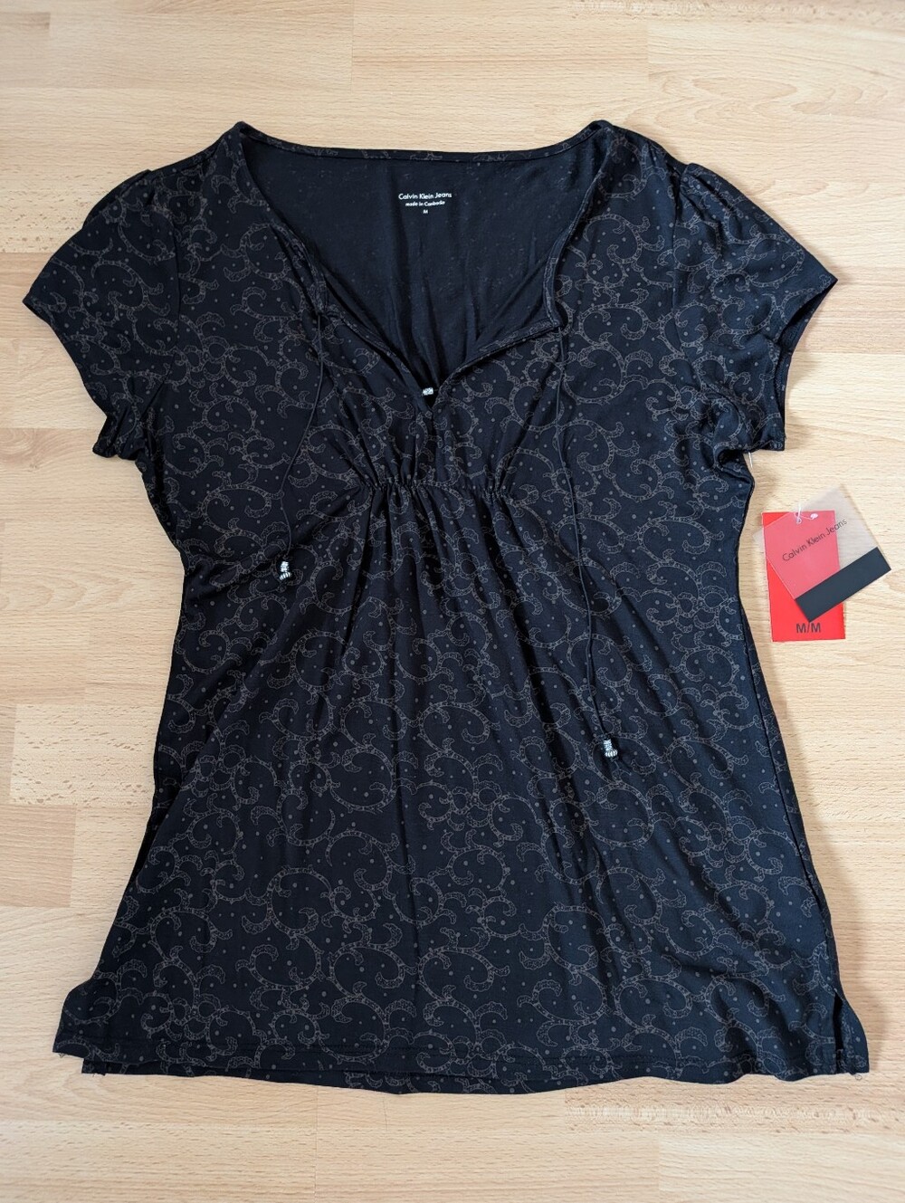Calin Klein Jeans Black Flowy Short Sleeve Top